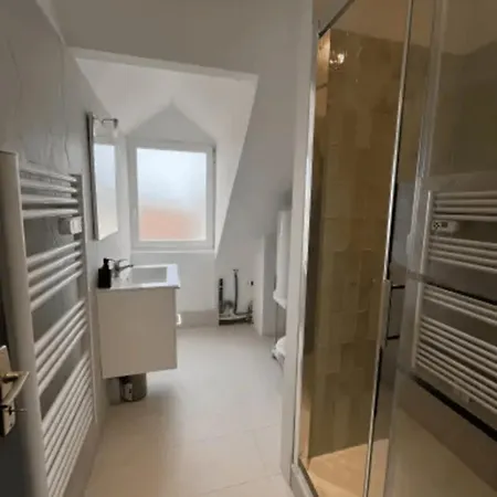 Cosy Rent Studio Centre - Tv - Wifi Lejlighed *